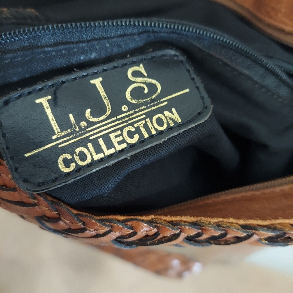 L.J.S Woven Leather Metallic Hobo/Shoulder Bag - Picture 6 of 11